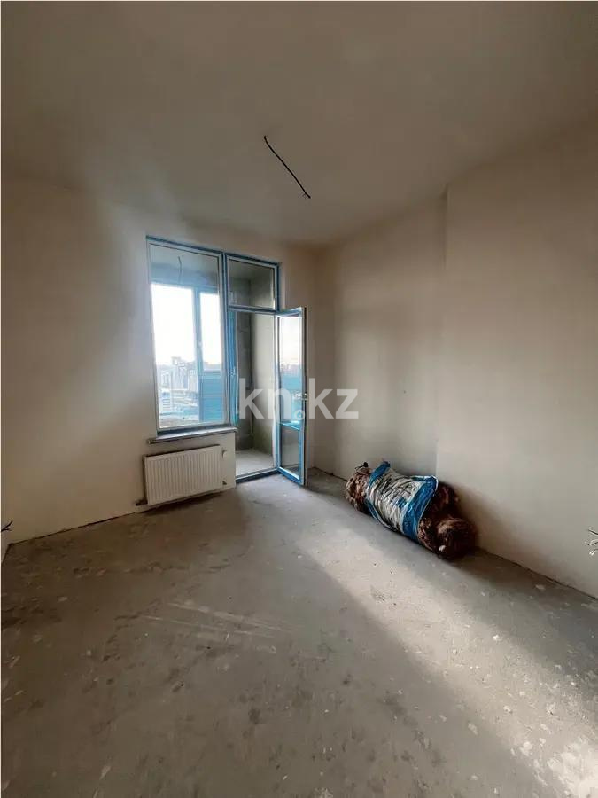 Продажа 4-комнатной квартиры, 122 м², пр. Кабанбай батыра, дом  38/3 в Астане - фото 2