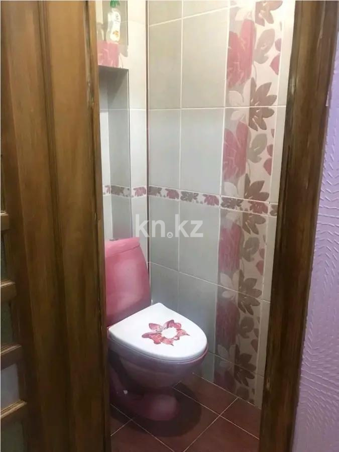 Продажа 2-комнатной квартиры, 62.8 м², ул. Толе би, дом  221 в Алматы - фото 2