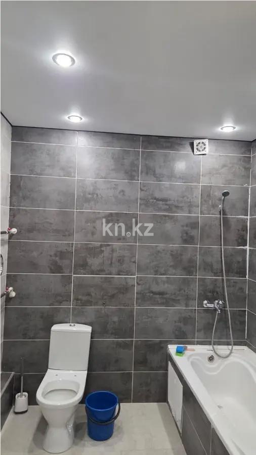 Продажа 2-комнатной квартиры, 56 м², ул. Толе би, дом  273а в Алматы - фото 3