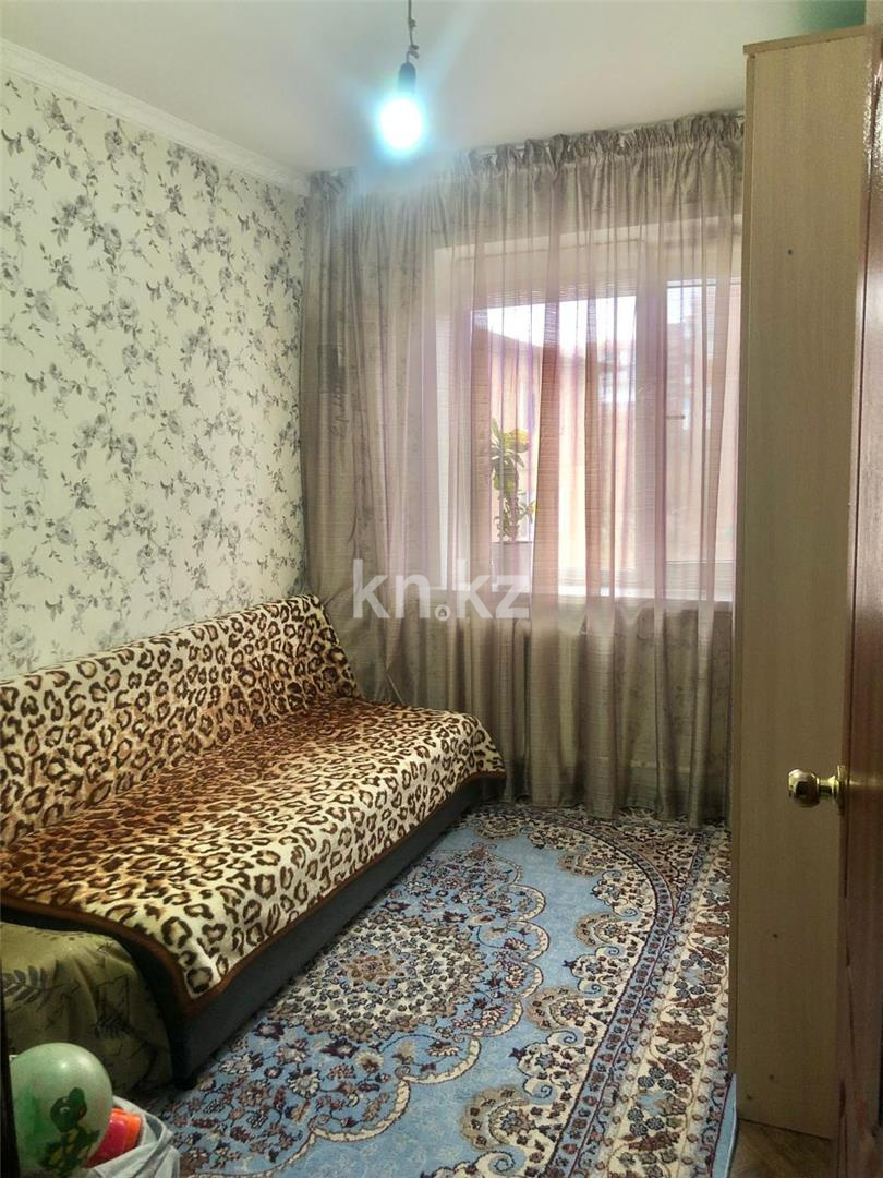 Продажа 4-комнатной квартиры, 61 м², мкр-н 15, дом  28 в Караганде - фото 8