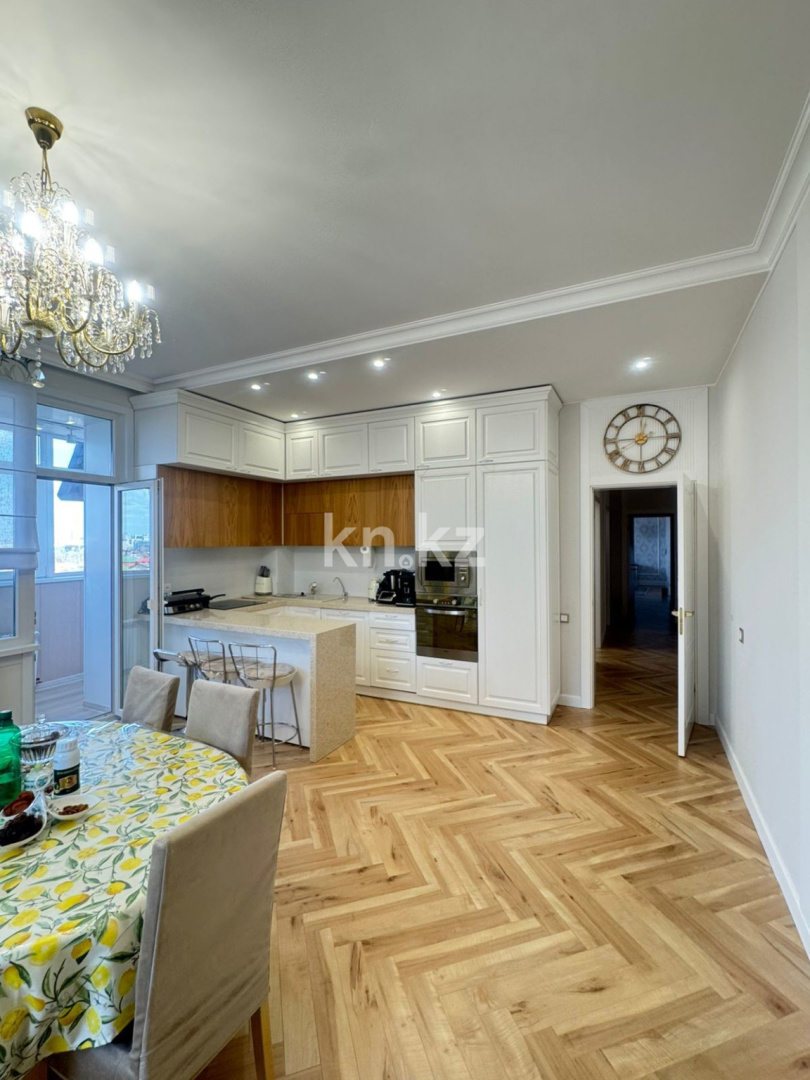 Продажа 4-комнатной квартиры, 175 м², ул. Жусан в Астане - фото 7