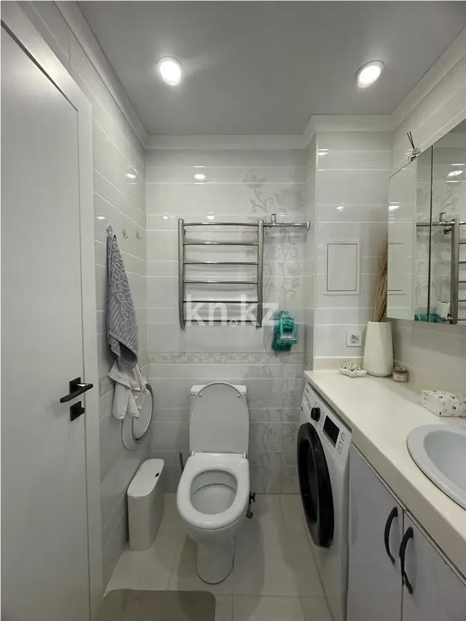 Продажа 3-комнатной квартиры, 62 м², ул. Макатаева, дом  192 в Алматы - фото 4