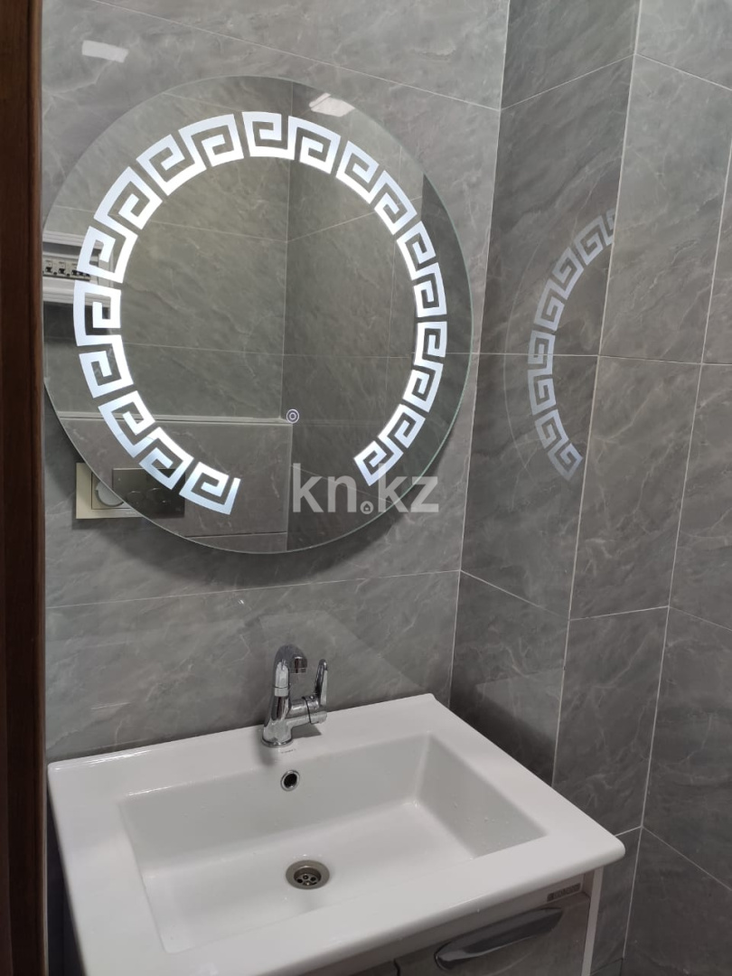 Аренда 2-комнатной квартиры, 54 м², Раймбека, дом  210/12 - ул. Ауэзова в Алматы - фото 13