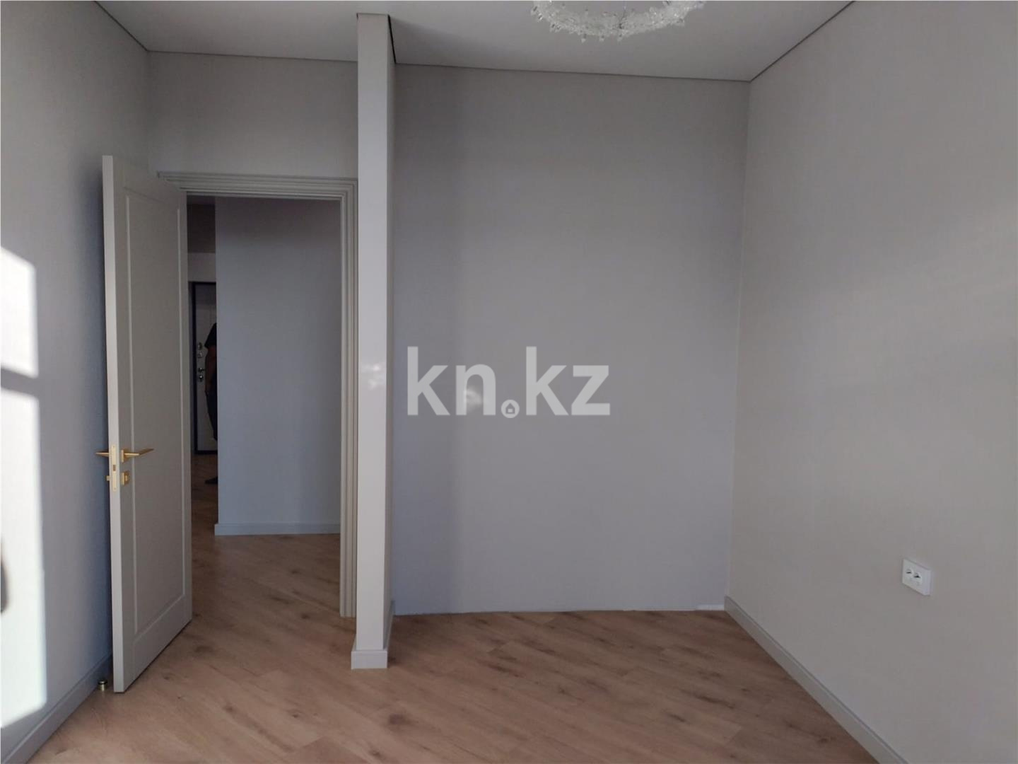 Продажа 2-комнатной квартиры, 64 м², ул. Букетова в Караганде - фото 5