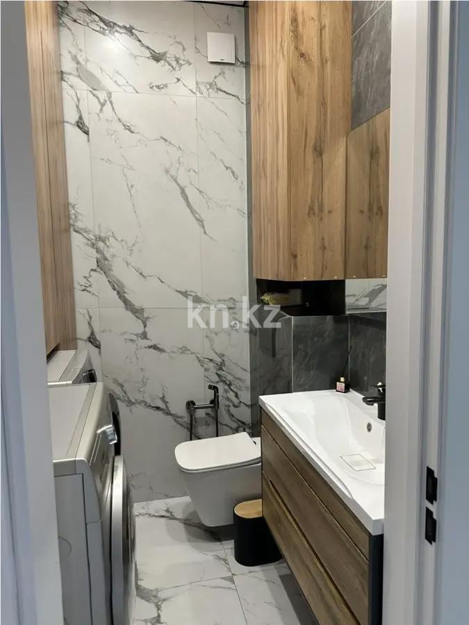 Продажа 3-комнатной квартиры, 80 м², ул. Гапеева, дом  1/9 в Караганде - фото 5