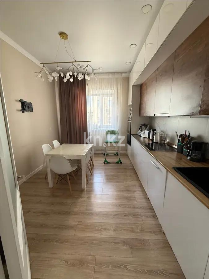 Продажа 3-комнатной квартиры, 93 м², ул. Жилой район 1, дом  8 в Караганде - фото 4