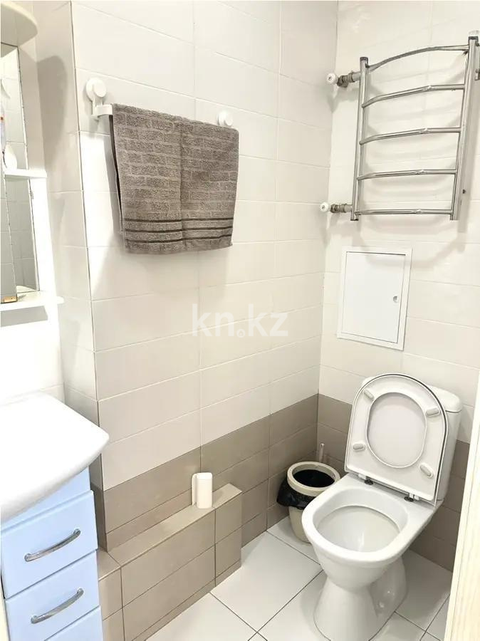 Продажа 3-комнатной квартиры, 75 м², ул. Омарова, дом  27 в Астане - фото 7