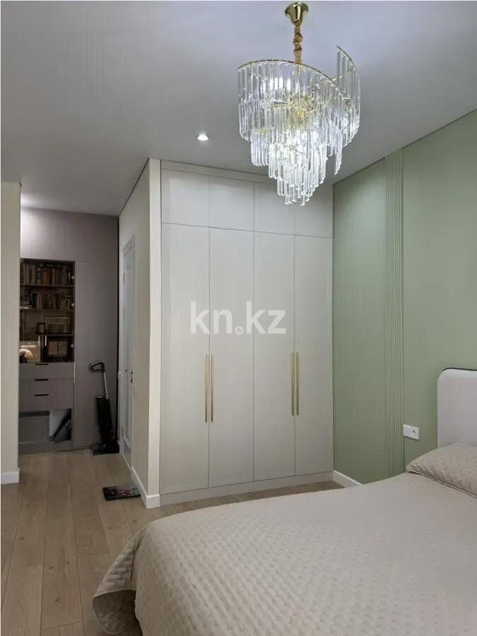 Продажа 4-комнатной квартиры, 140 м² в Астане - фото 2