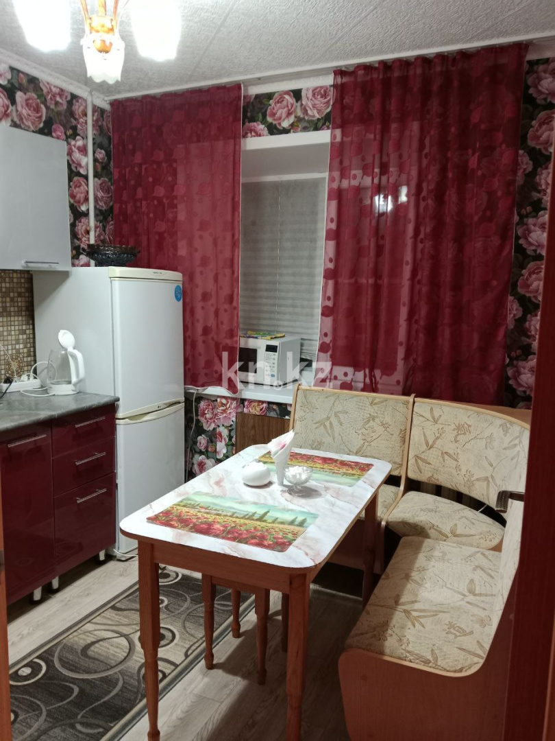 Аренда 1-комнатной квартиры посуточно, 33 м², ул. Крылова, дом  83 в Усть-Каменогорске - фото 2