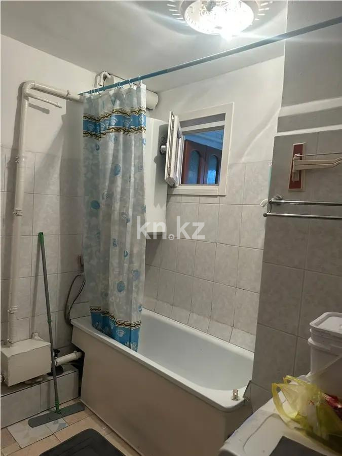 Продажа 3-комнатной квартиры, 54 м², ул. Орталык, дом  25 в Алматы - фото 4