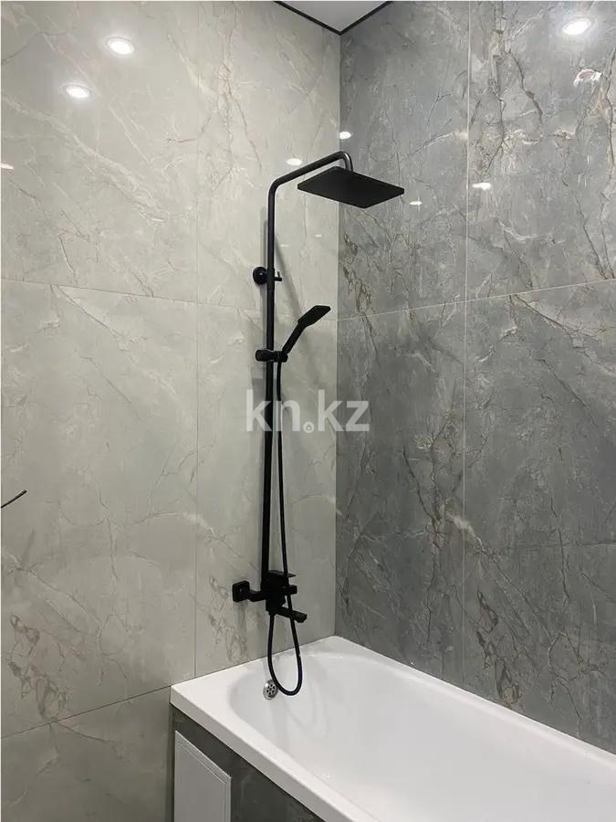 Продажа 2-комнатной квартиры, 48 м², 218 учетный квартал, дом  154 в Караганде - фото 3