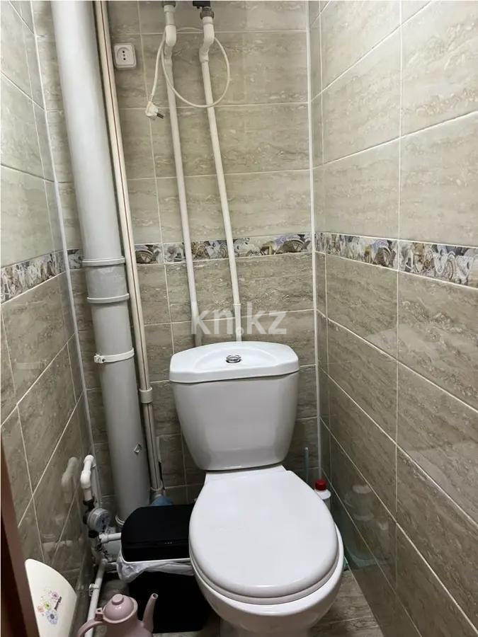 Продажа 3-комнатной квартиры, 69 м², ул. 9-й мкр., дом  79 в Темиртау - фото 5