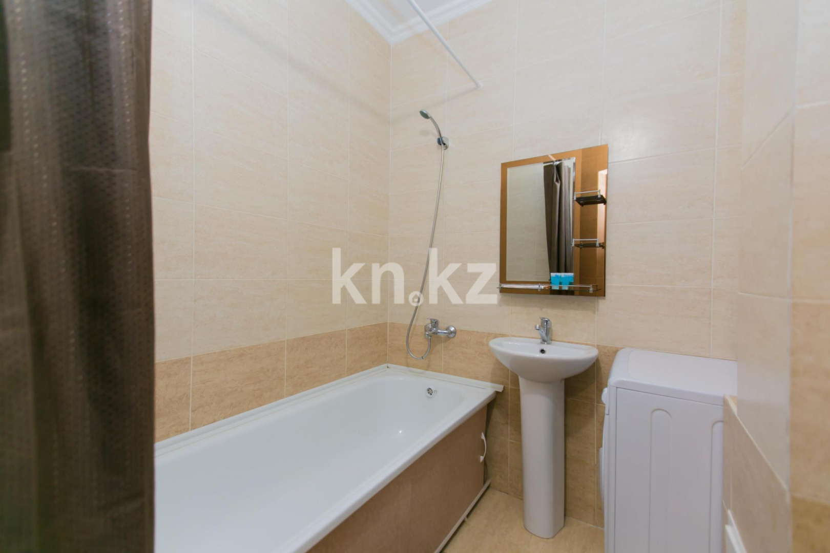 Аренда 1-комнатной квартиры посуточно, 42 м², ул. Сарайшык, дом  5е - ул. Тайбекова в Астане - фото 12