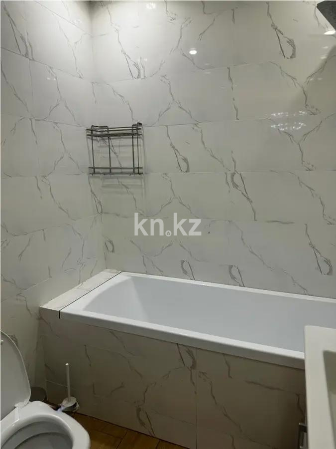 Продажа 2-комнатной квартиры, 43.5 м² в Алматы - фото 4