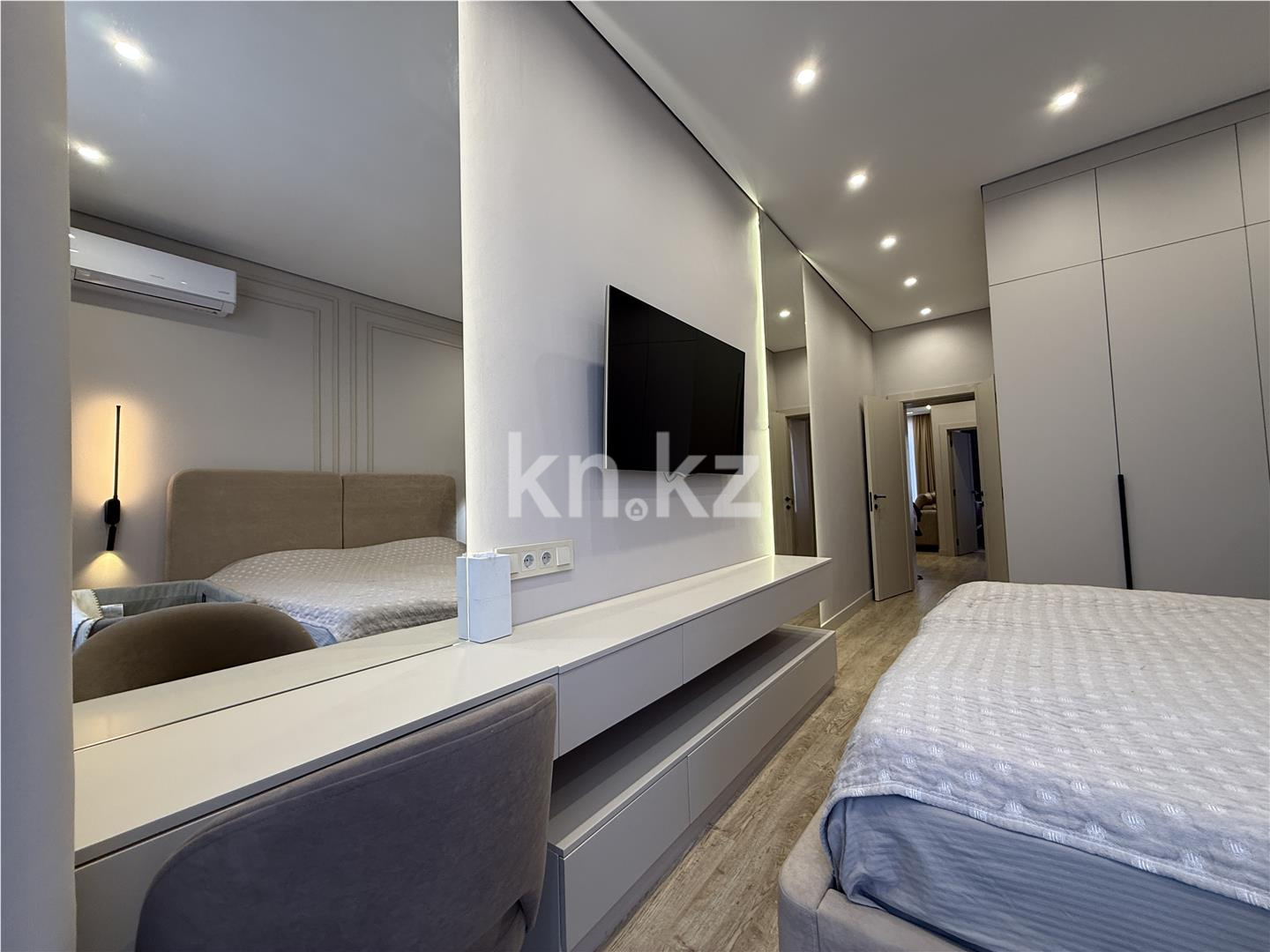 Продажа 3-комнатной квартиры, 88 м², ул. Букетова, дом  3/4 в Караганде - фото 11