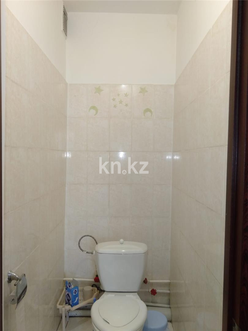 Продажа 2-комнатной квартиры, 66 м², ул. 9-й мкр. в Темиртау - фото 10