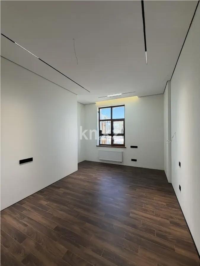 Продажа 4-комнатной квартиры, 143 м² в Астане - фото 2