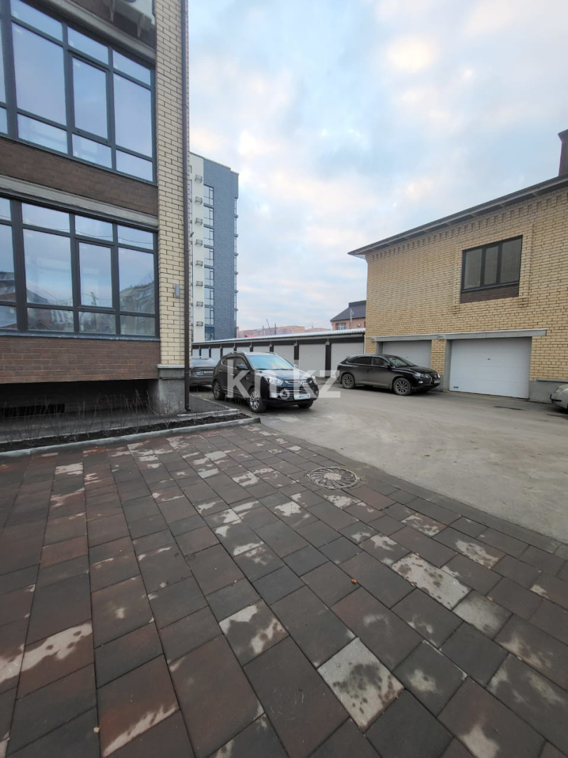 Продажа 4-комнатной квартиры, 218 м² в Костанае