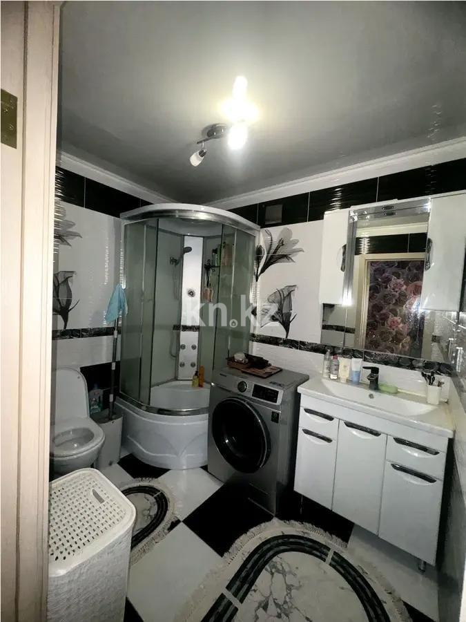 Продажа 2-комнатной квартиры, 47 м², мкр-н 9, дом  14 в Алматы - фото 4