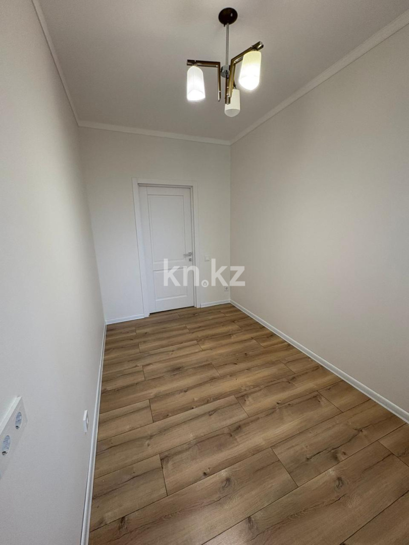 Продажа 4-комнатной квартиры, 90 м² в Астане - фото 8