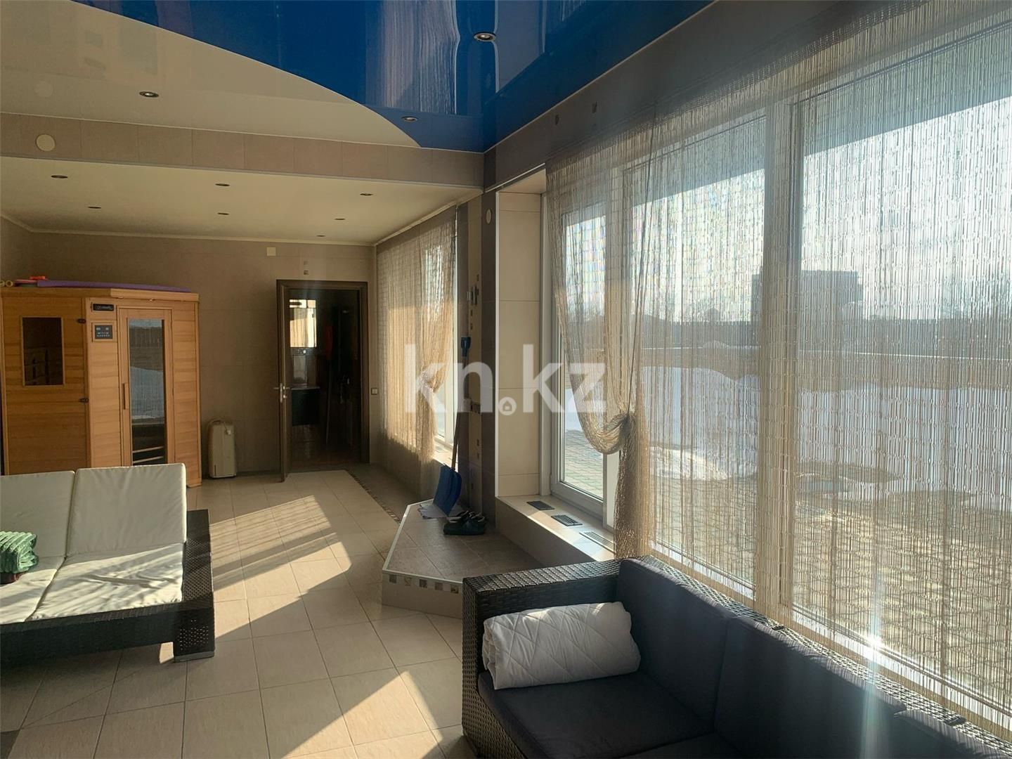 Продажа 7-комнатной квартиры, 391 м², ул. Аманжолова, дом  30 в Караганде - фото 15