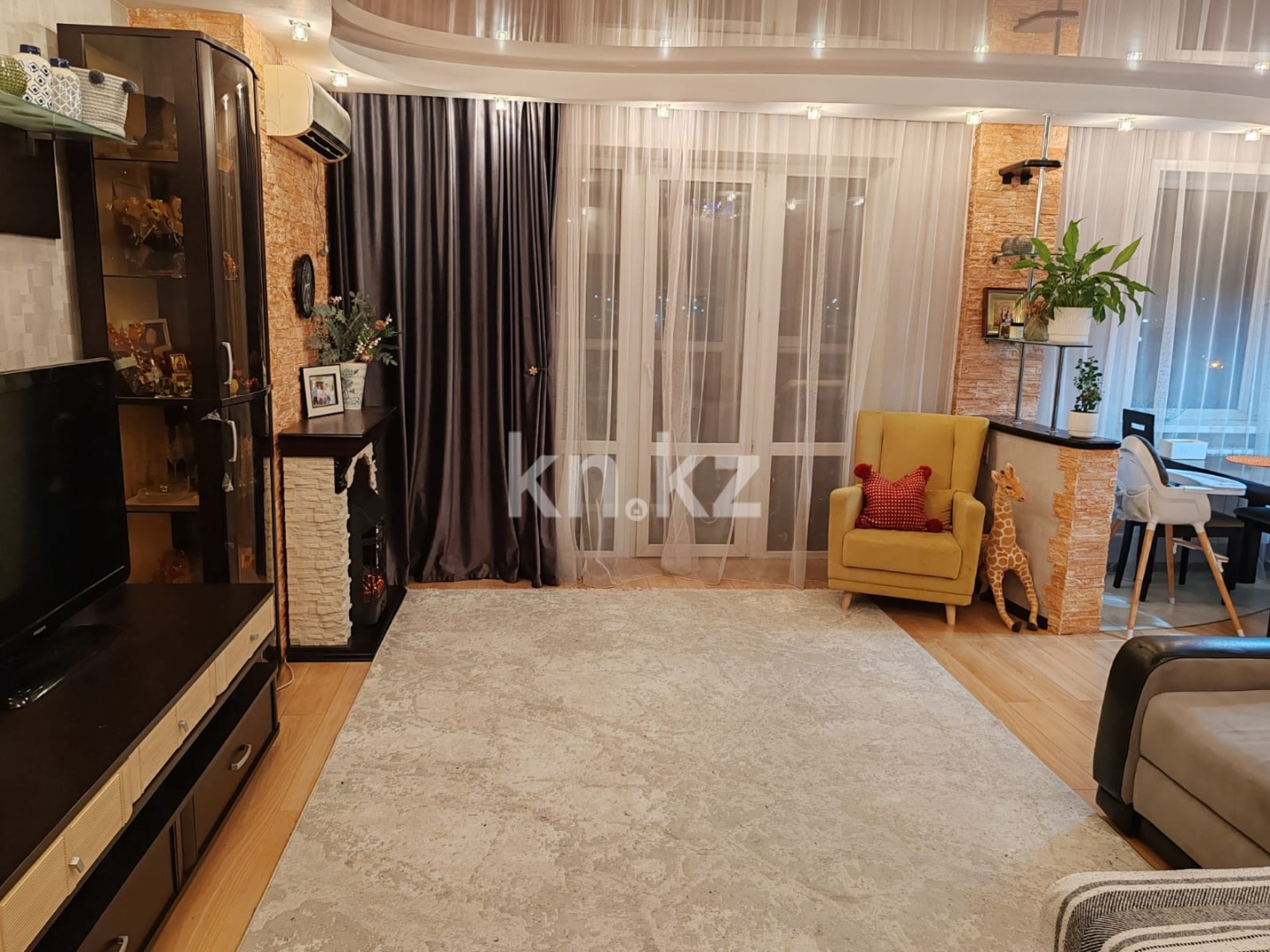 Продажа 2-комнатной квартиры, 58.3 м² в Караганде - фото 2