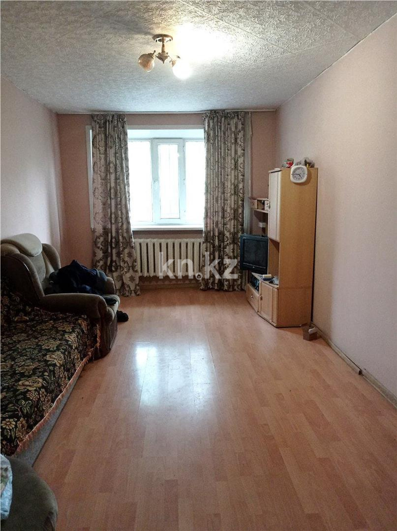 Продажа 3-комнатной квартиры, 61 м², мкр-н 13 в Караганде