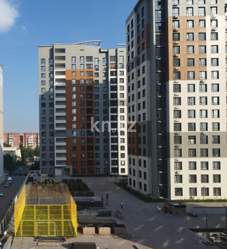 Продажа 1-комнатной квартиры, 45 м², пр. Республики в Караганде