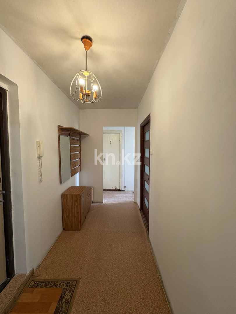 Продажа 2-комнатной квартиры, 47.9 м² в Уральске - фото 4