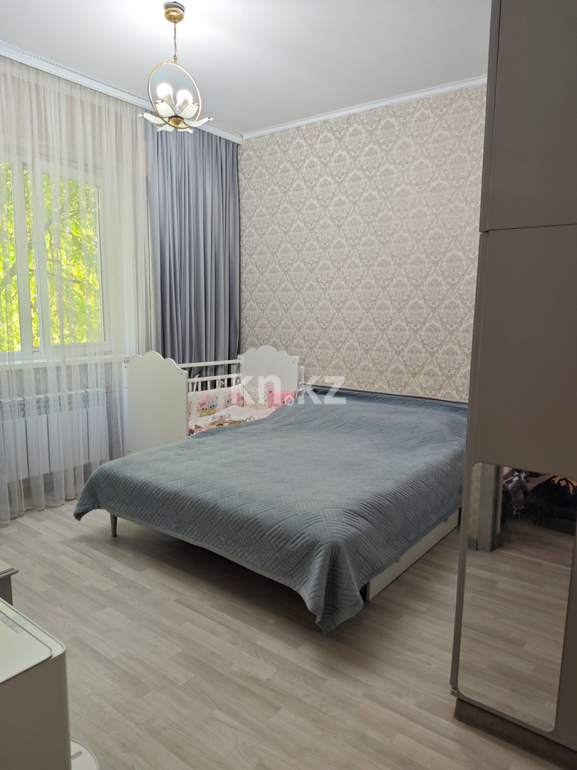 Продажа 4-комнатной квартиры, 77 м², ул. Прокофьева, дом  33 в Алматы