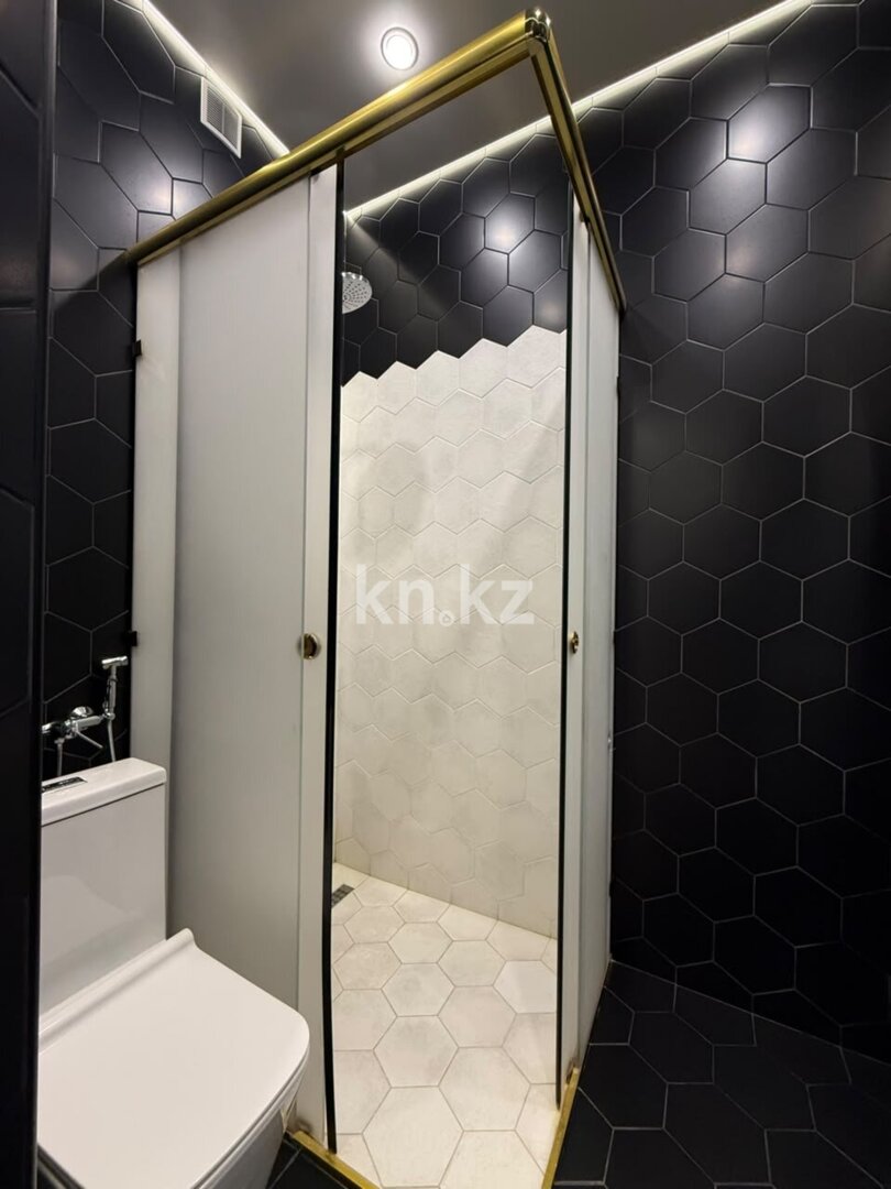 Продажа 4-комнатной квартиры, 145 м² в Астане - фото 14