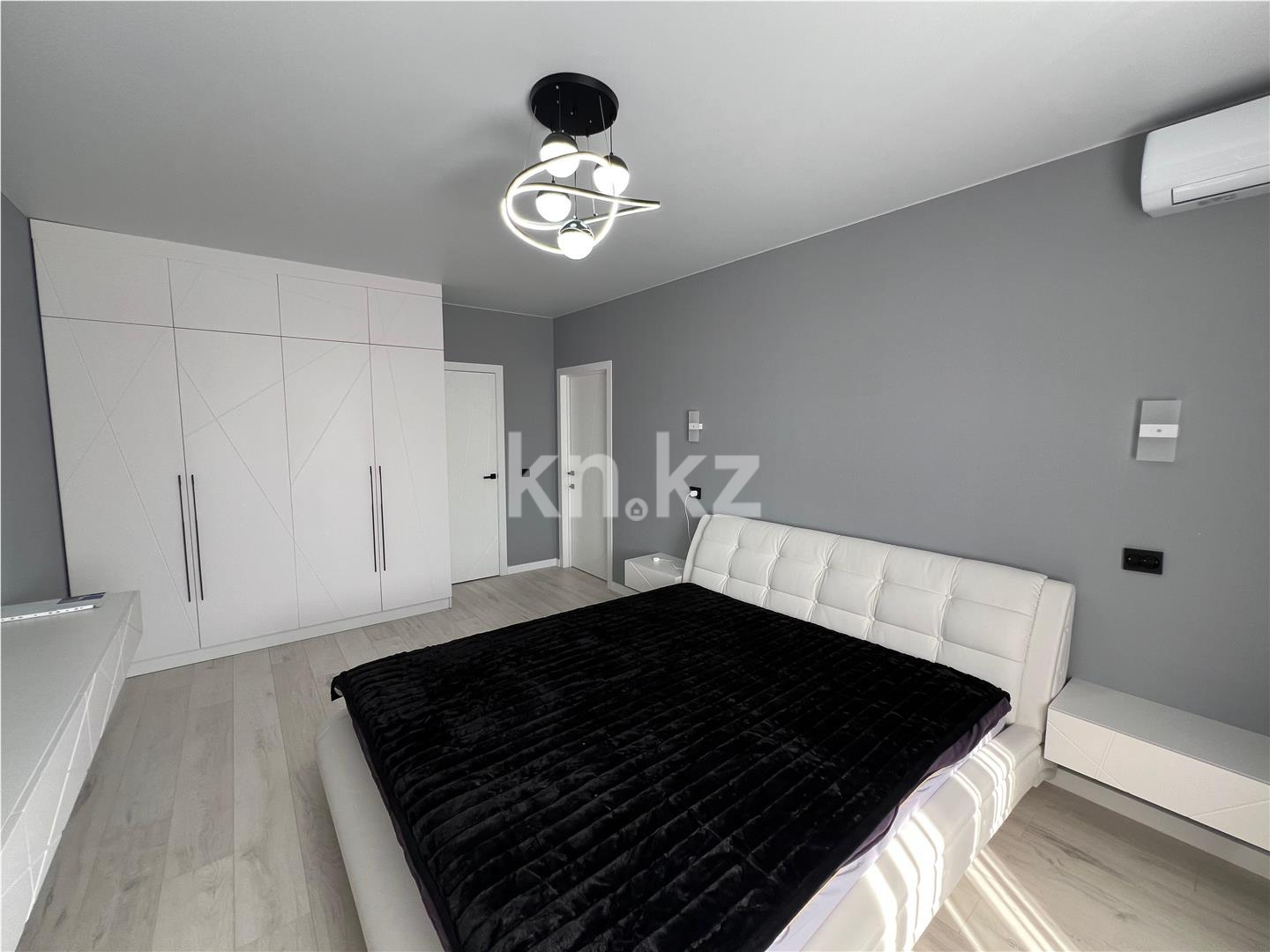 Продажа 3-комнатной квартиры, 100 м², ул. Дюсембекова в Караганде - фото 4