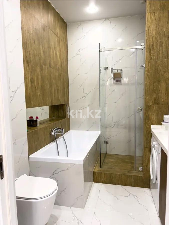 Продажа 4-комнатной квартиры, 140 м², ул. Кунаева, дом  12 в Астане - фото 5