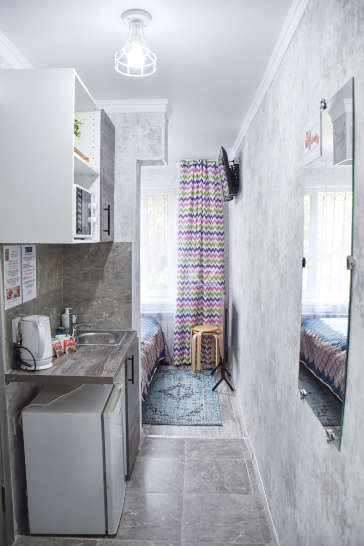 Аренда 1-комнатной квартиры посуточно, 10 м², ул. Си Синхая, дом  18 - ул. Жарокова в Алматы - фото 2
