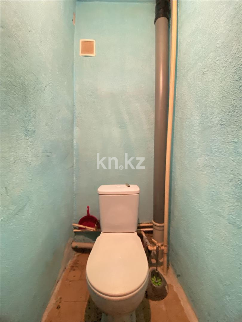 Продажа 3-комнатной квартиры, 62 м², мкр. Восток-3, дом  18 в Караганде - фото 9