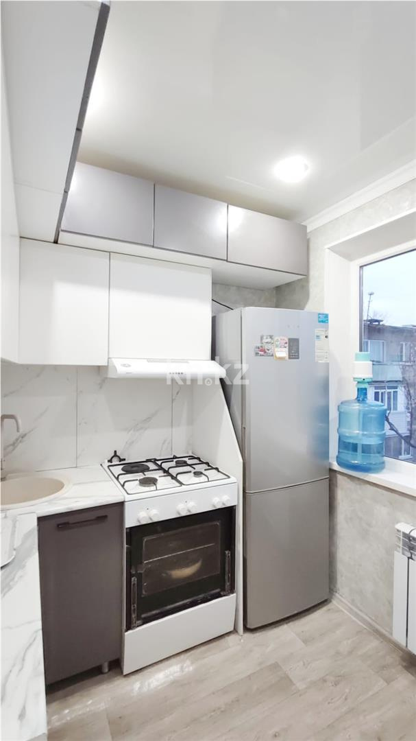 Продажа 3-комнатной квартиры, 63 м², мкр-н 14, дом  42 в Караганде - фото 9