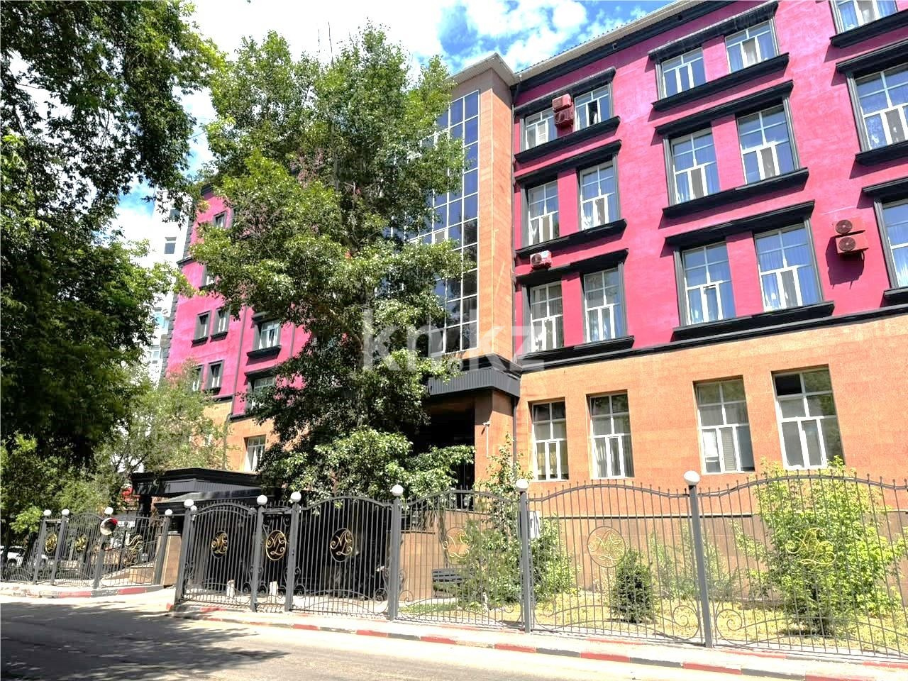 Продажа 2-комнатной квартиры, 81 м² в Караганде - фото 30