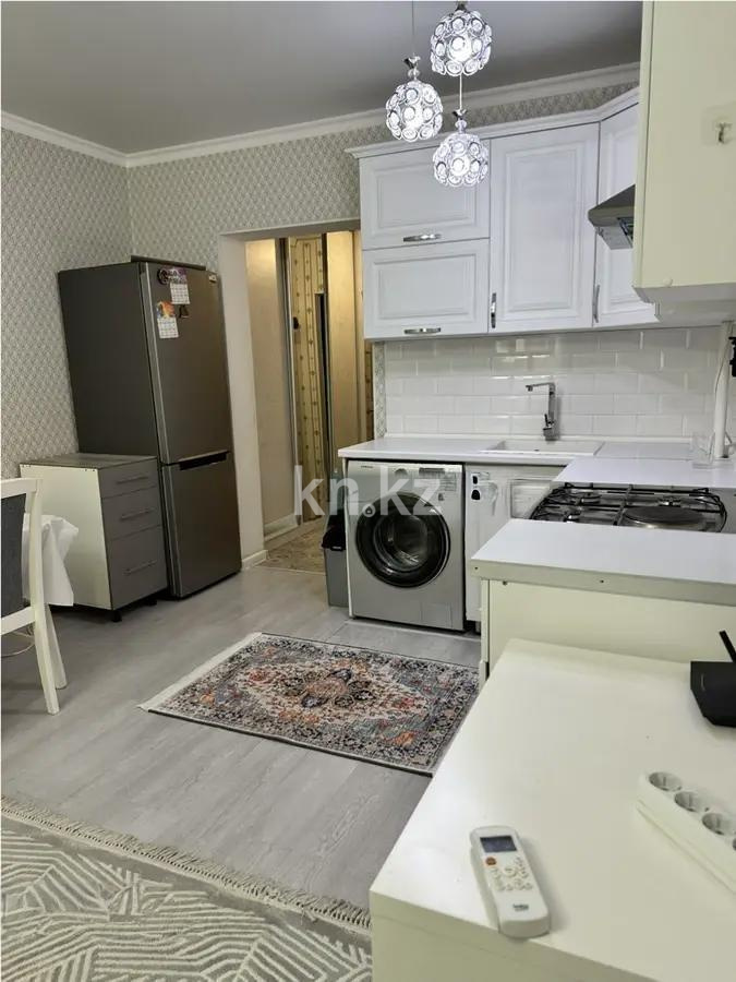 Продажа 2-комнатной квартиры, 45 м², мкр-н Аксай-5, дом  25 в Алматы - фото 3