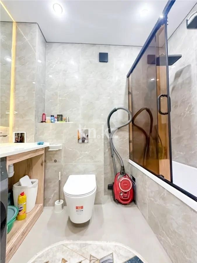 Продажа 2-комнатной квартиры, 70 м² в Астане - фото 4