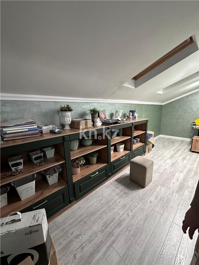 Продажа 5-комнатной квартиры, 130 м², пр. Назарбаева в Караганде - фото 8