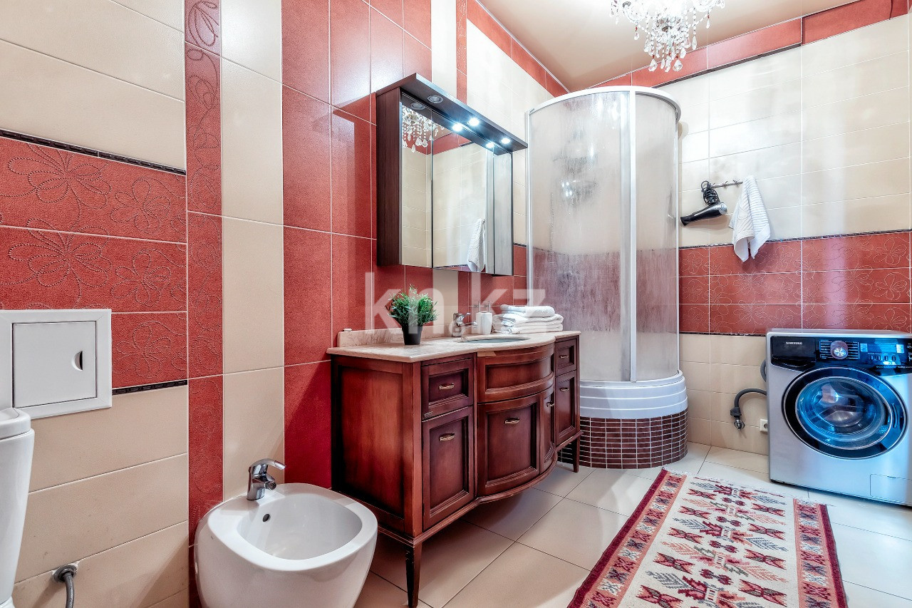 Аренда 3-комнатной квартиры посуточно, 130 м², ул. Кунаева, дом  35 - пр. Мангилик Ел в Астане - фото 8