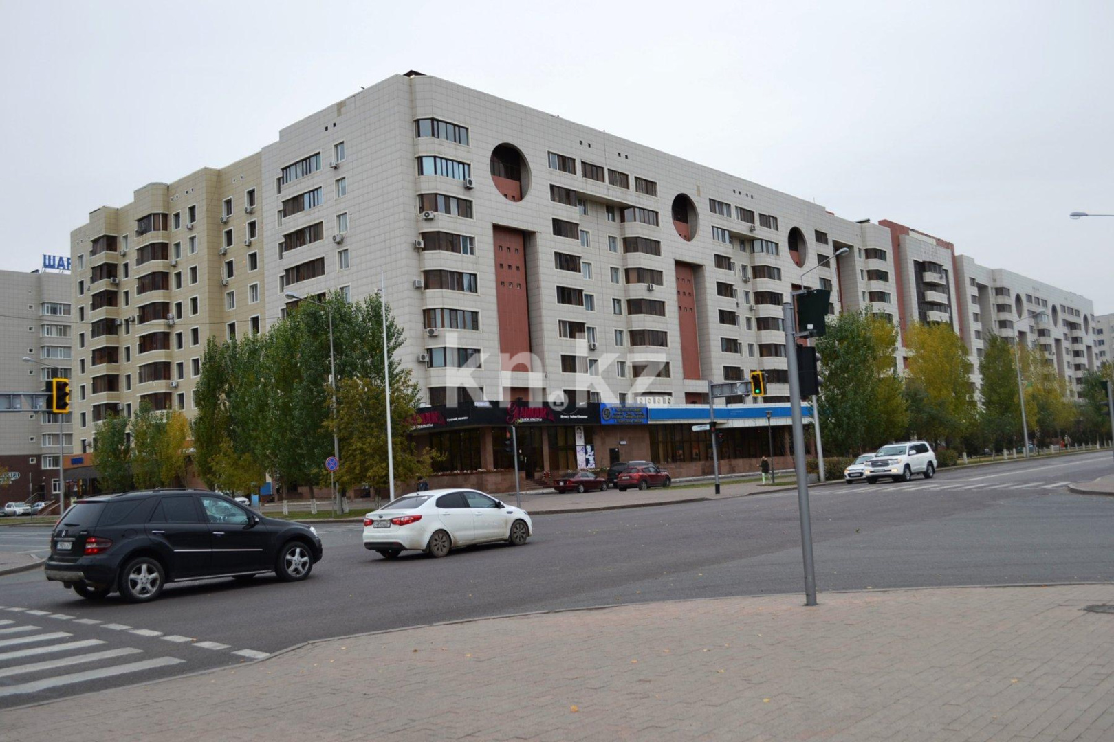 Аренда 1-комнатной квартиры посуточно, 45 м², ул. Достык, дом  12 - ул. Сауран в Астане - фото 14