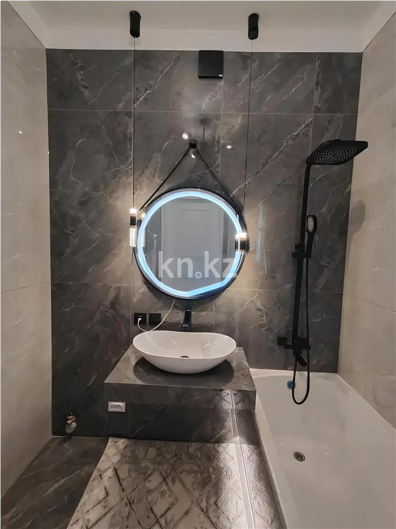 Продажа 4-комнатной квартиры, 105.6 м² в Астане - фото 3