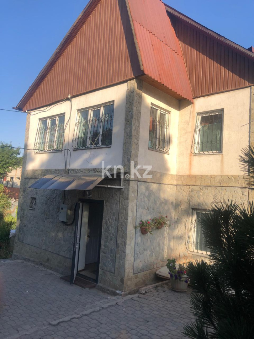 Продажа 4-комнатного дома, 100 м² в Алматы