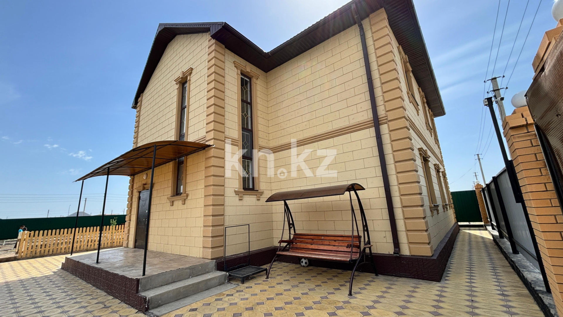 Продажа 6-комнатного дома, 200 м², Шонбасова, дом  16 в Атырау - фото 2