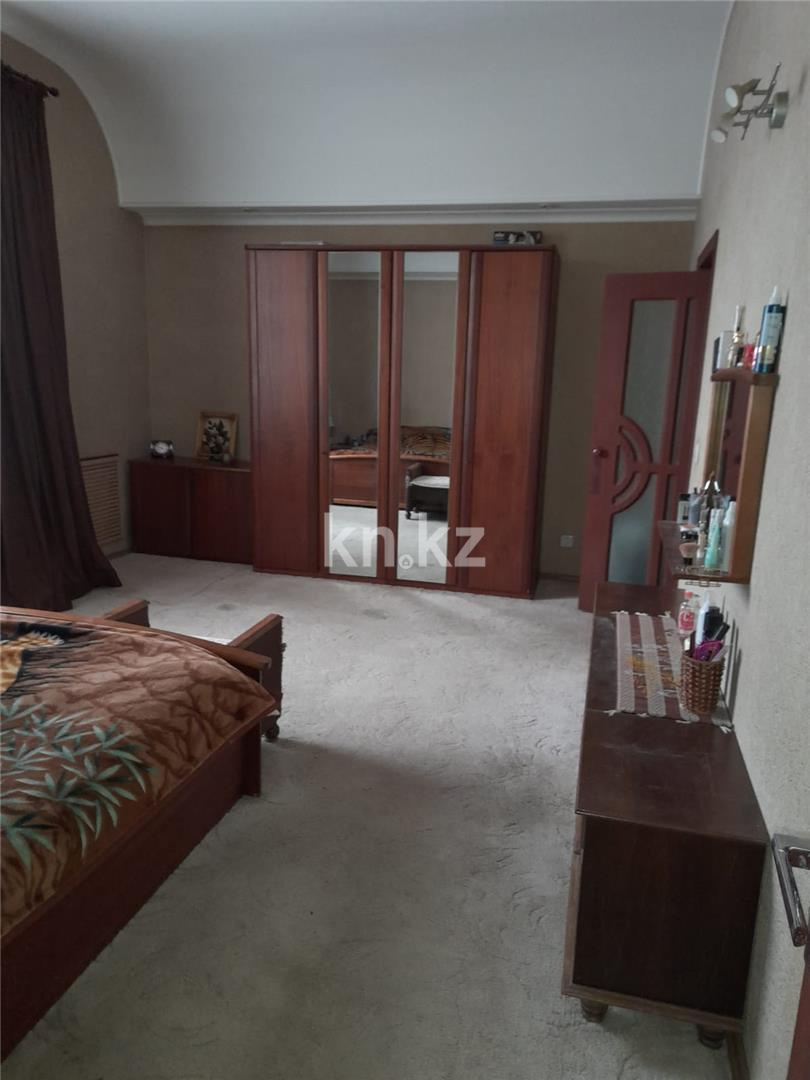 Продажа 10-комнатного дома, 560 м², ул. Байсеитовой в Темиртау - фото 8