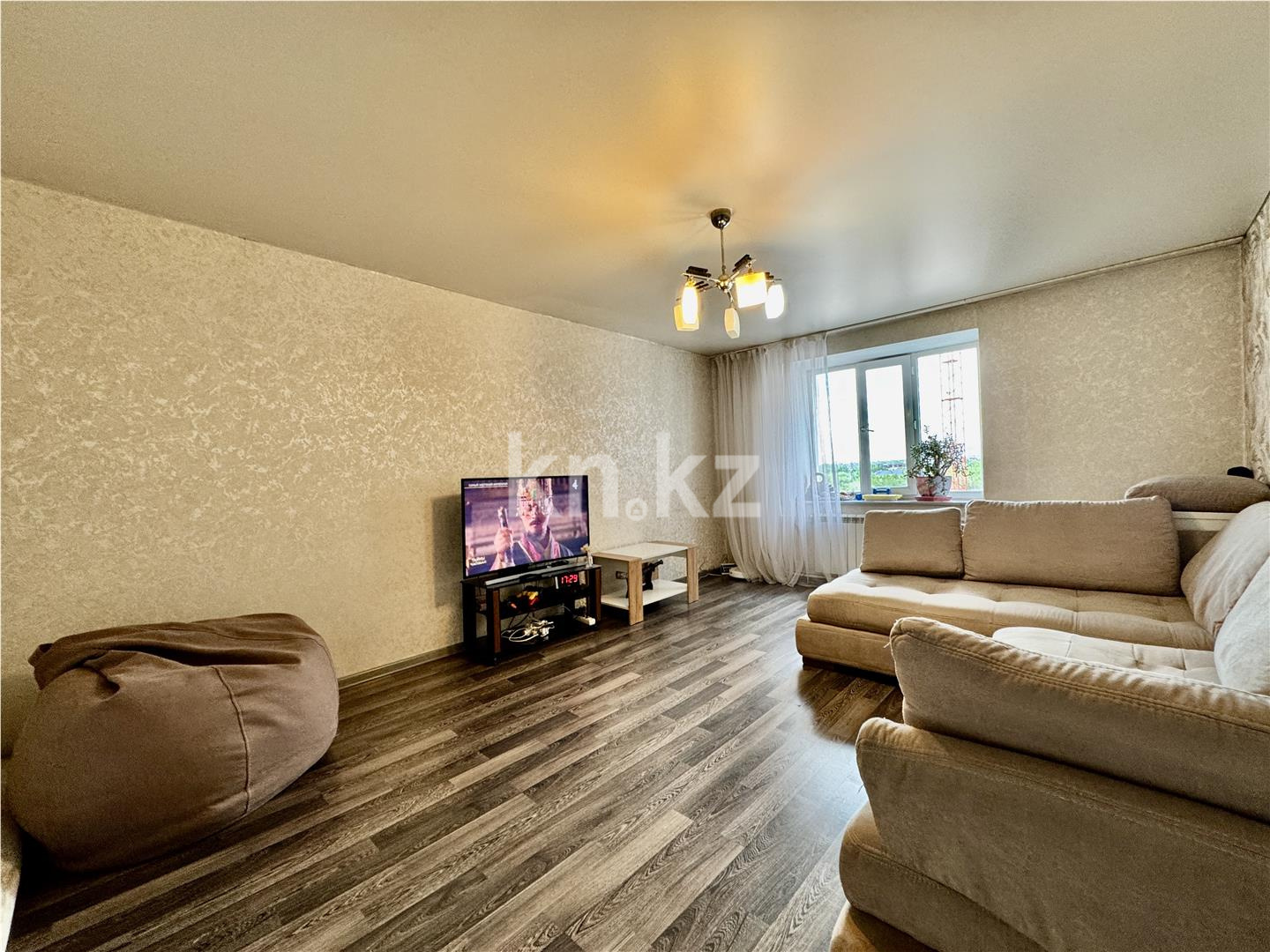 Продажа 2-комнатной квартиры, 58 м², ул. Анжерская, дом  39 в Караганде - фото 2