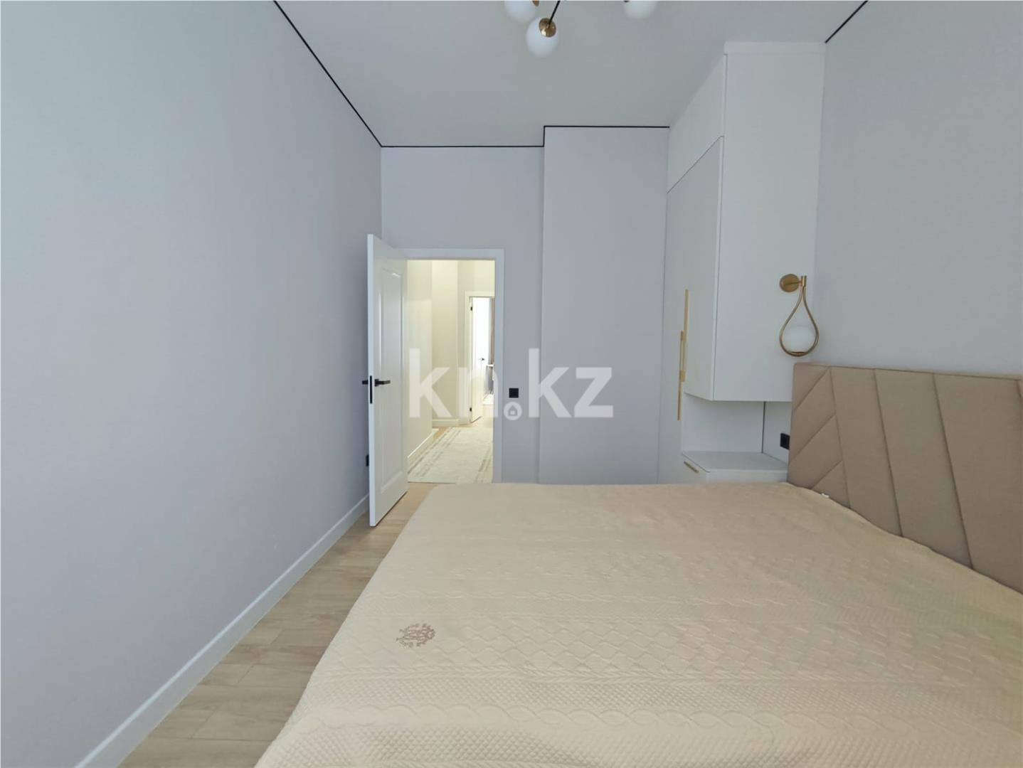 Продажа 2-комнатной квартиры, 38 м², пр. Мангилик Ел в Астане - фото 4