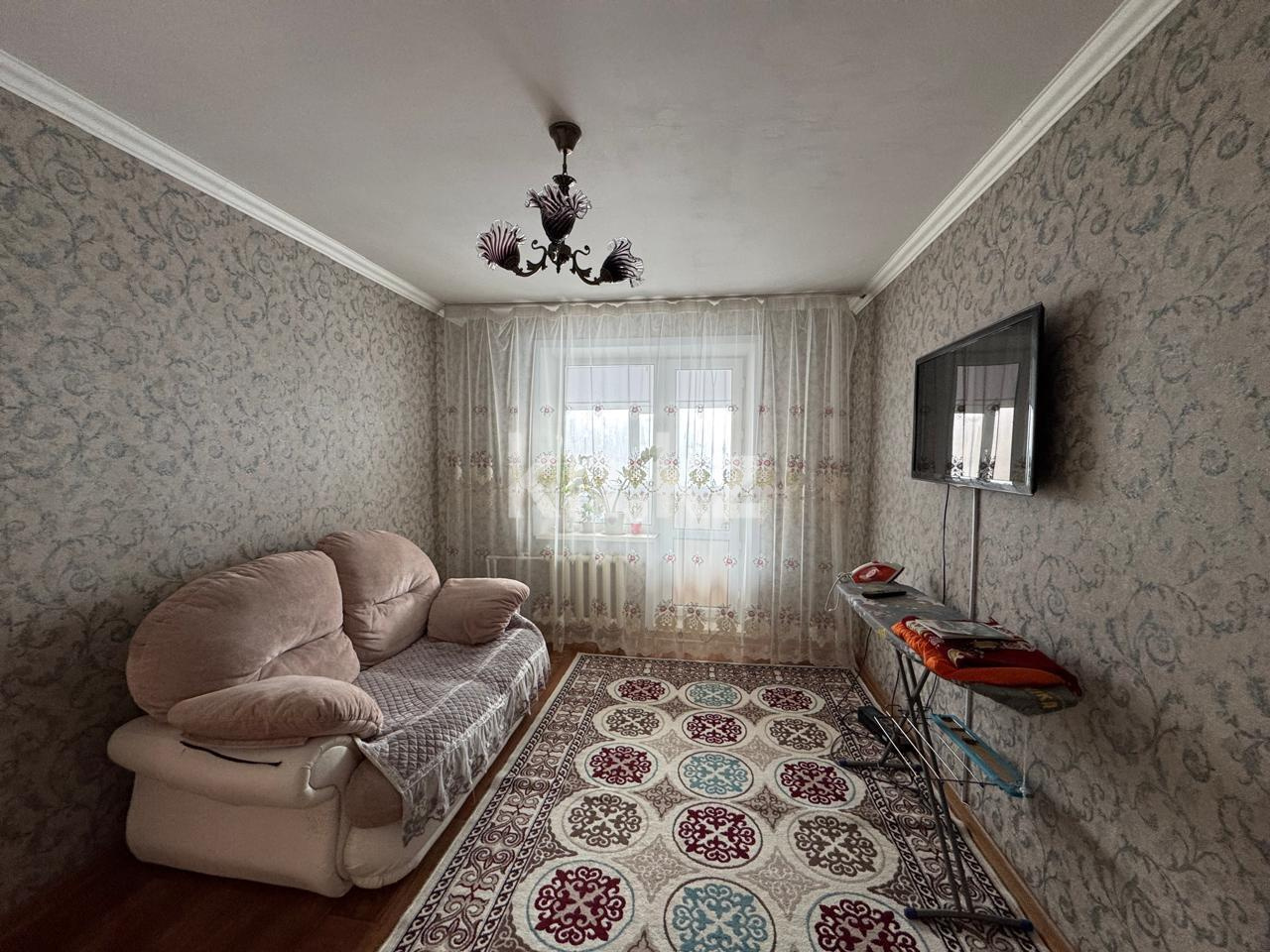 Продажа 4-комнатной квартиры, 103 м², мкр-н 8 в Темиртау - фото 7