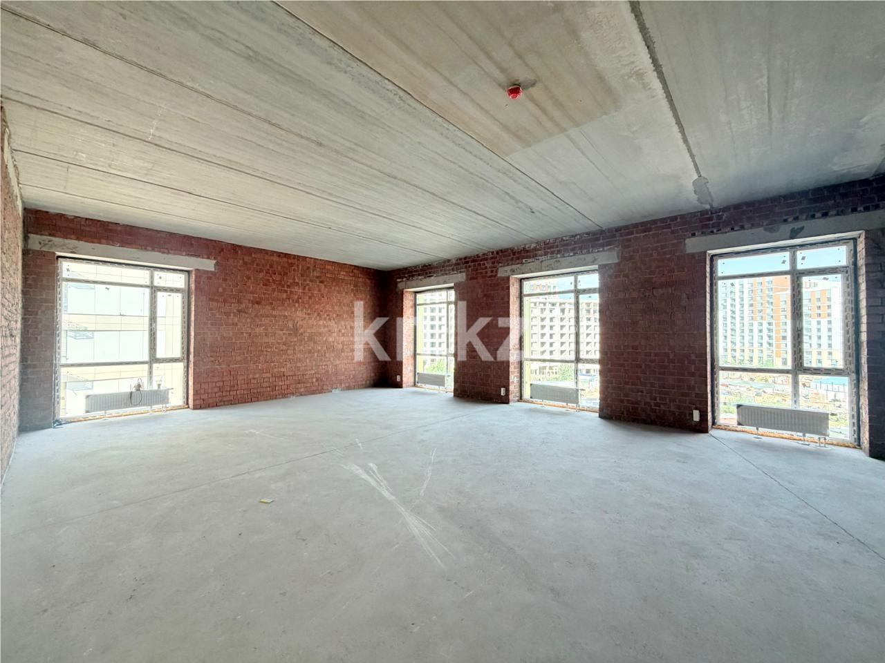 Продажа 2-комнатной квартиры, 72 м² в Астане